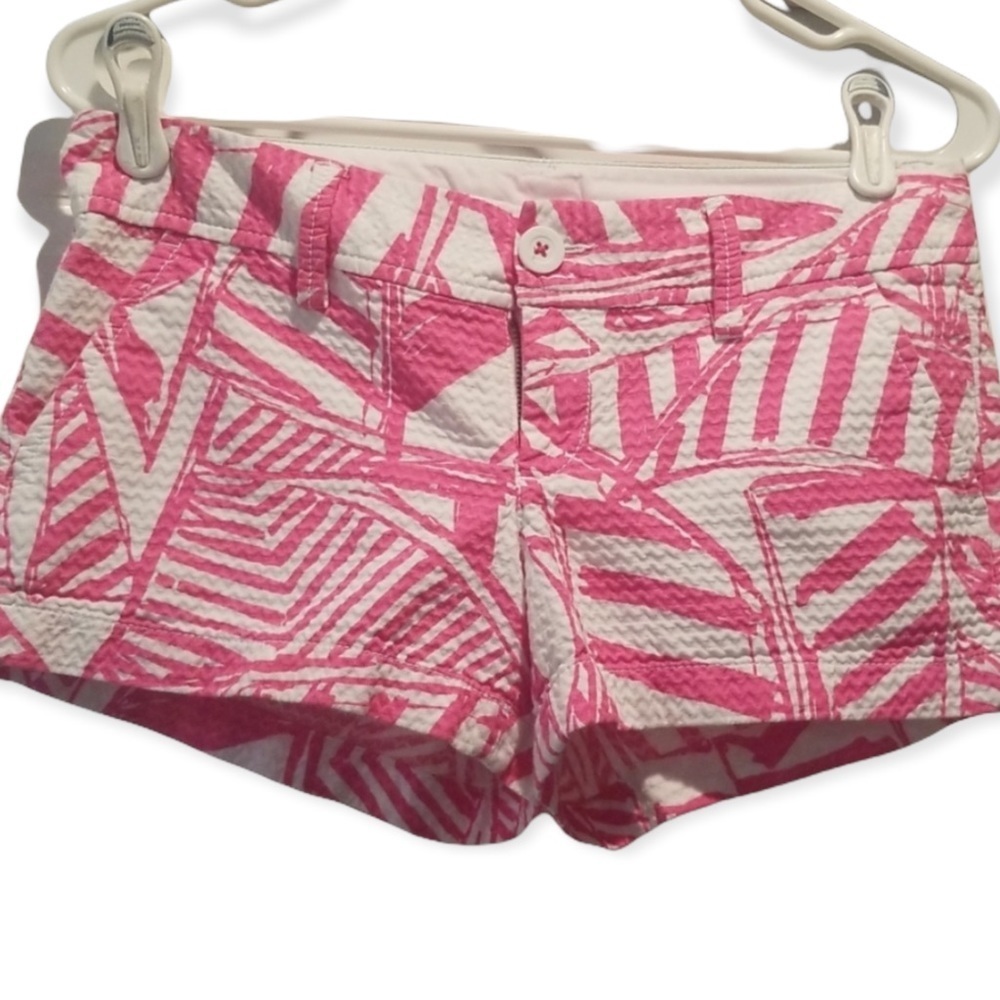 Lilly Pulitzer  shorts Pink and White size 0